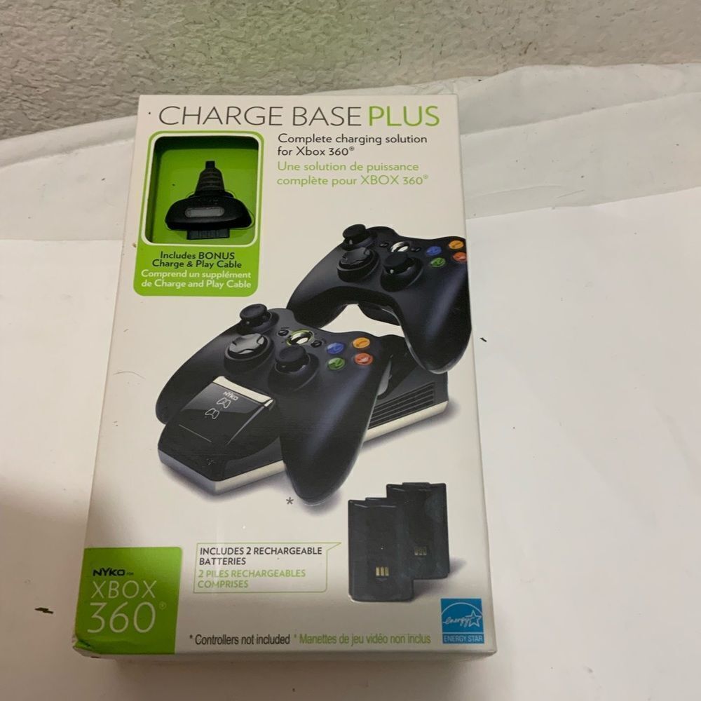 Nyko Charge Base S for Xbox 360 Controllers w 2 Rechargeable Batteries & Charger